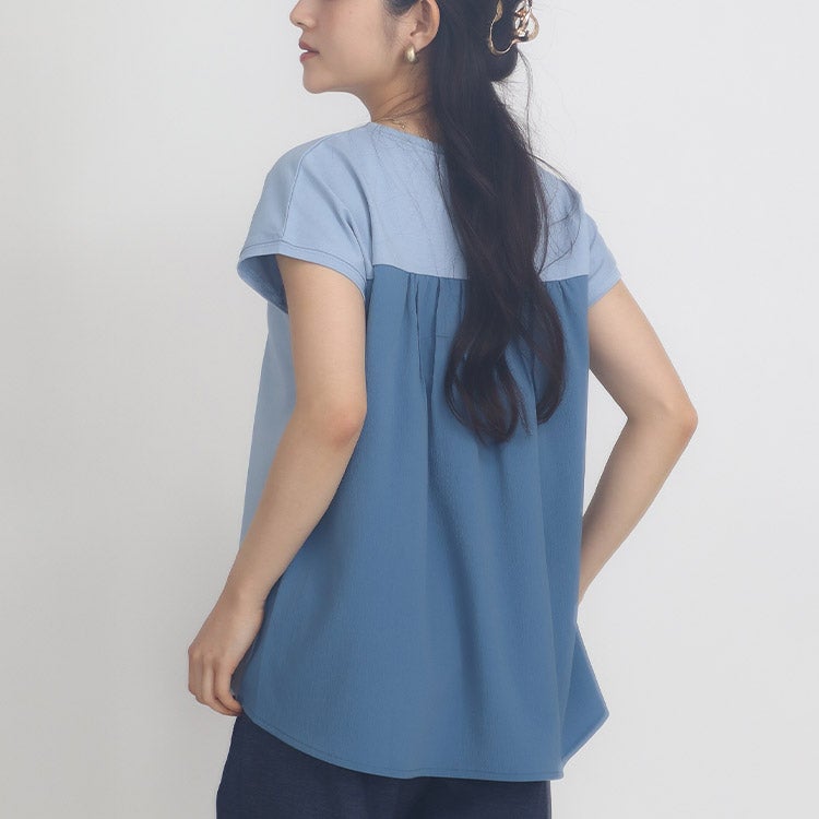 異素材ドッキングプルオーバー