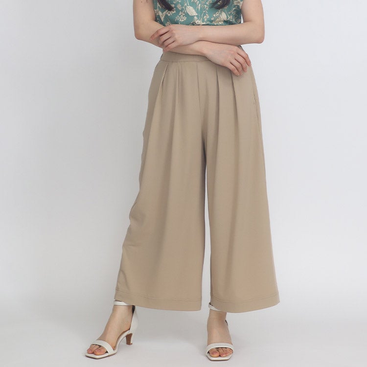 ドレープパンツ